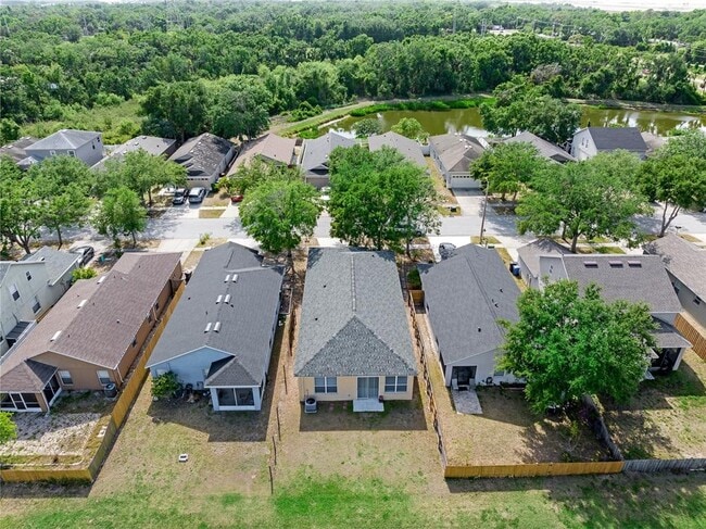 Building Photo - 8420 Deer Chase Dr