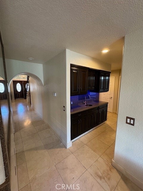 Building Photo - 3350 Deaver Dr