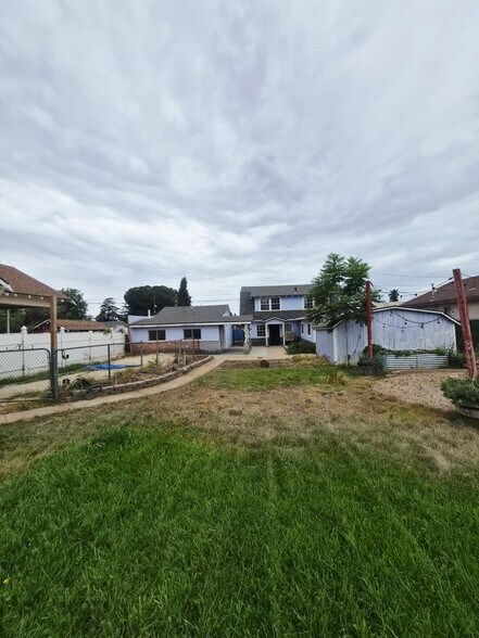 Building Photo - 737 Edgar Ave