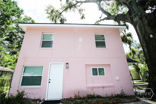 Building Photo - 1904 E 51st St