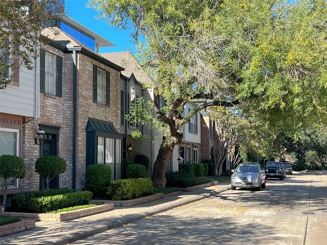 Building Photo - 3737 Wakeforest St