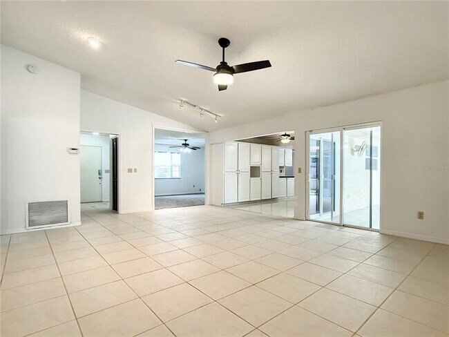 Building Photo - 7308 Wethersfield Dr