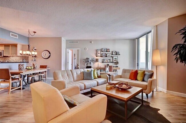 Building Photo - 140 S Dixie Hwy