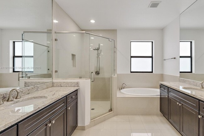 Building Photo - 8725 NW 102nd Ct