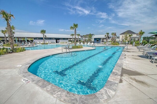 Building Photo - 110 Crimson St