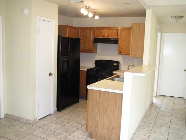 Building Photo - 10326 Bushy Creek Dr