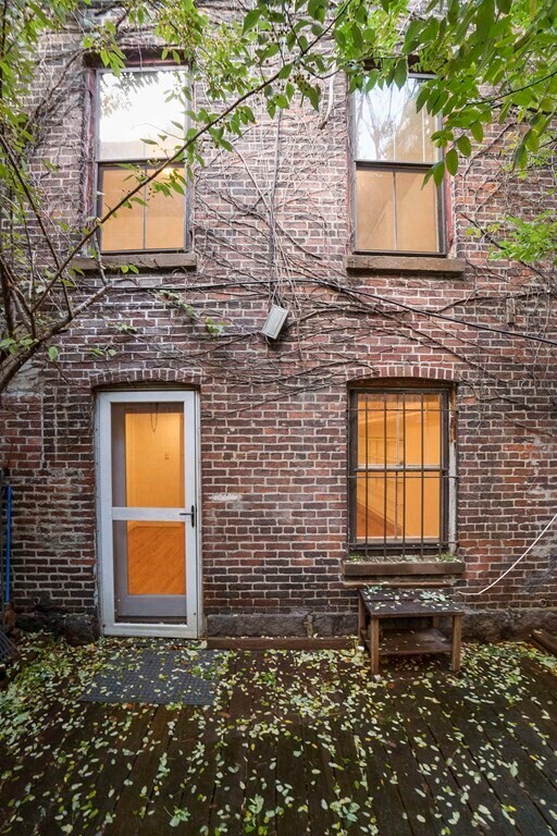 Building Photo - 6 Dwight St