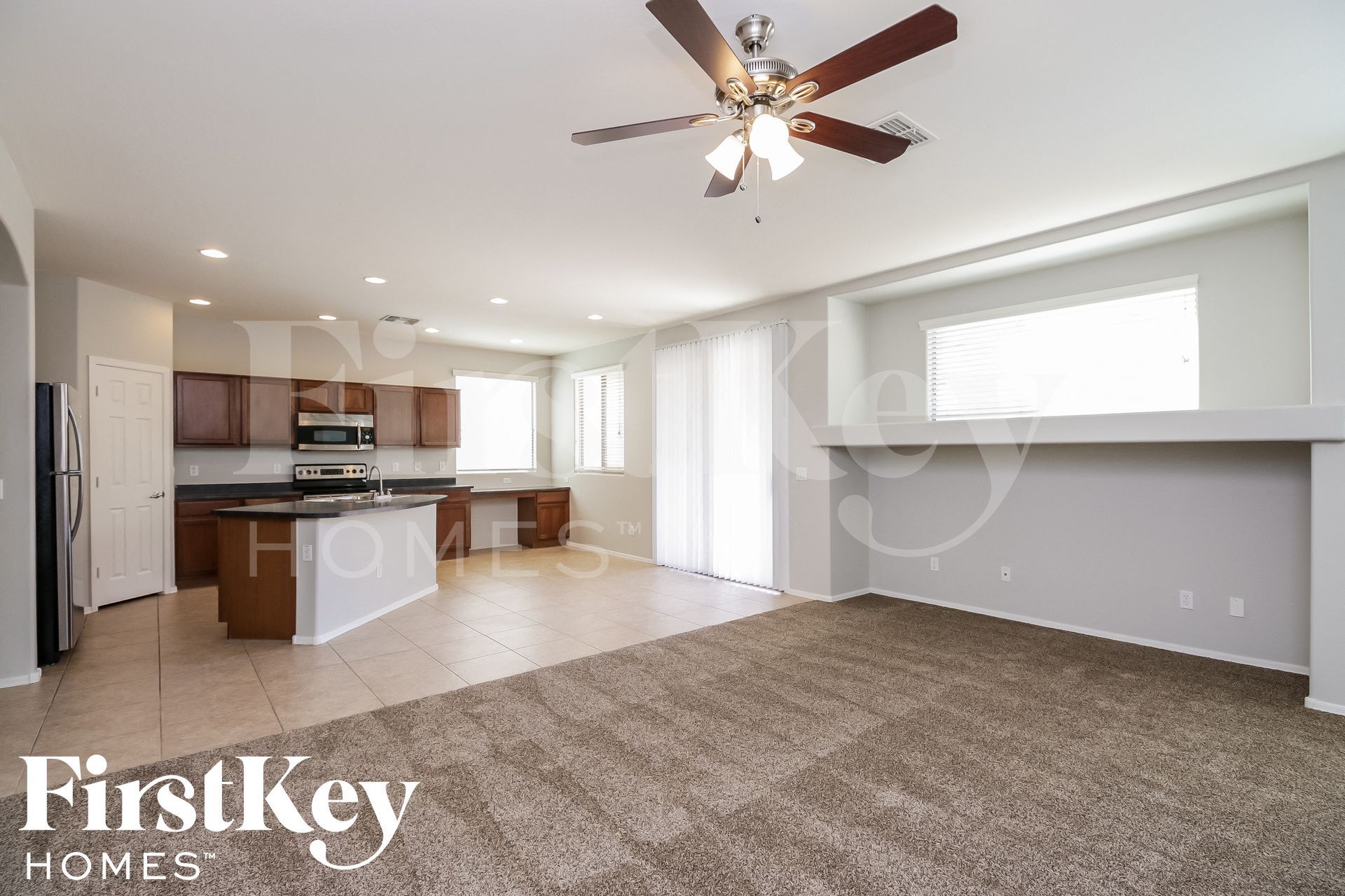 Building Photo - 797 W Vineyard Plains Dr