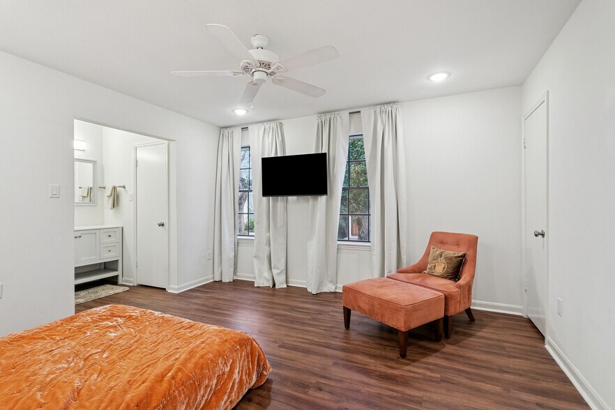 Building Photo - 1415 Homer St