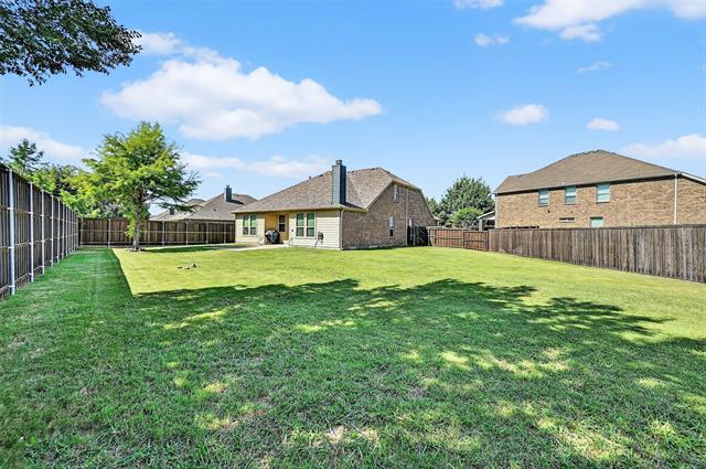 Building Photo - 405 Roger Graves Cir