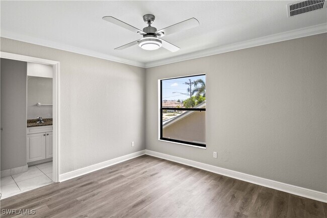 Building Photo - 4506 Pelican Blvd