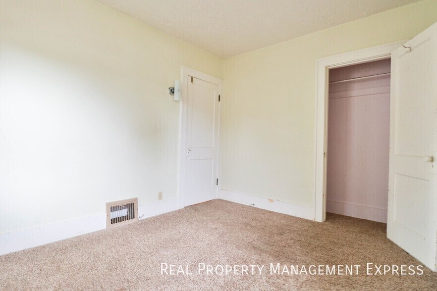 Building Photo - Charming 4 Bedroom 2.5 Bath near Sanford