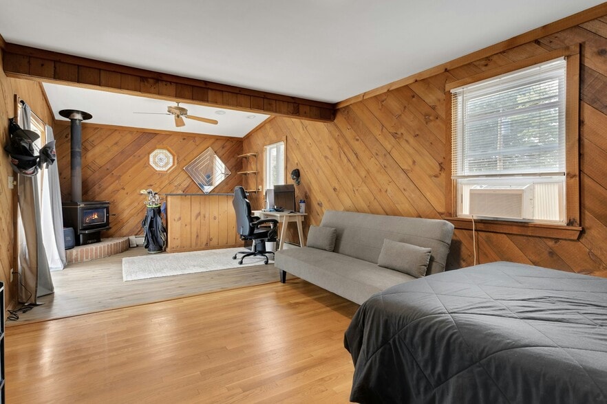 Building Photo - 115 Beauvue Ter