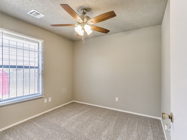 Building Photo - 3 Bed/2 Bath Home in Midwest City