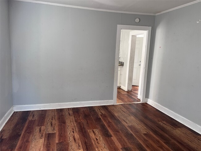 Building Photo - 507 Harrison Ln