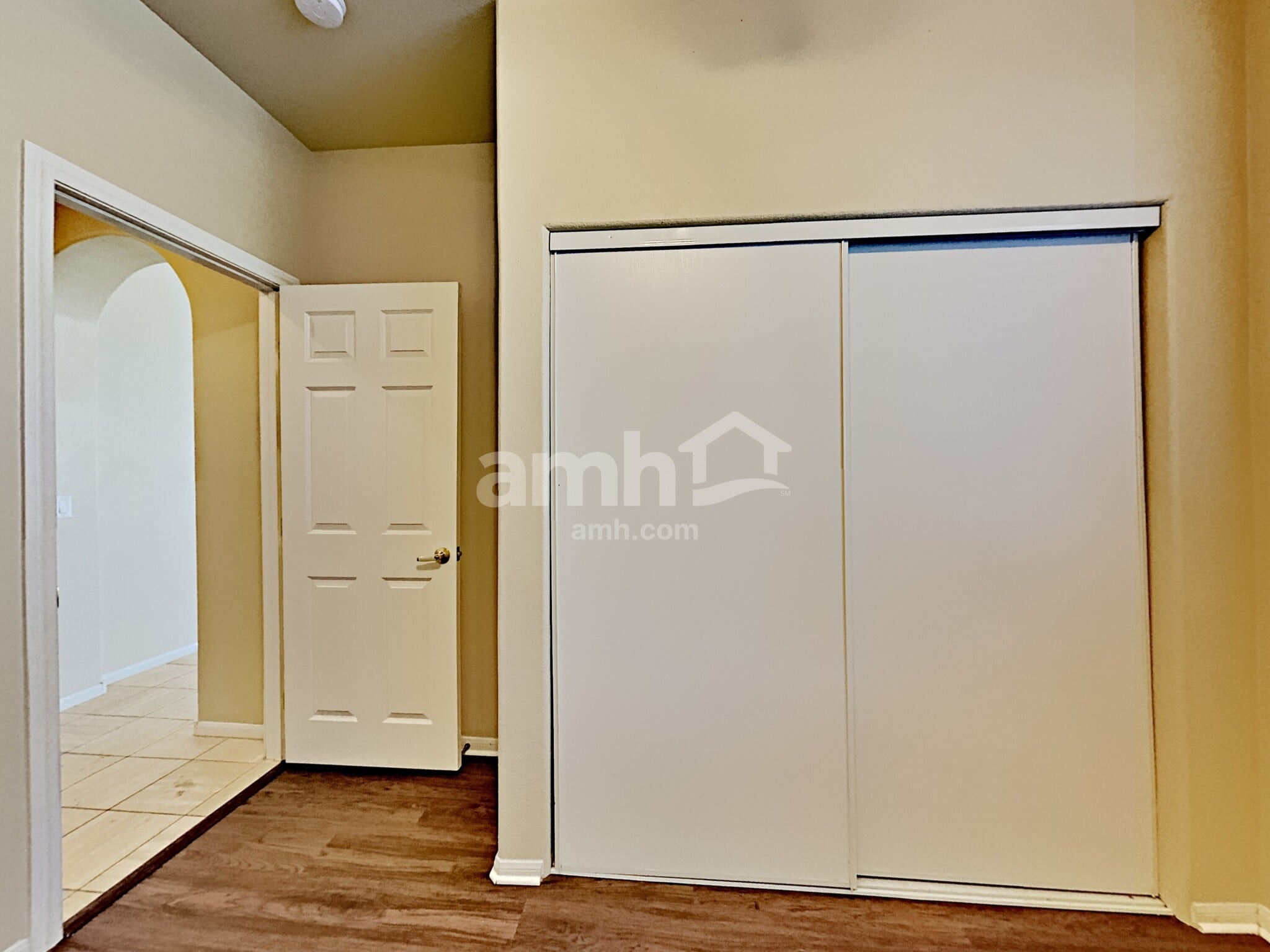Building Photo - 520 Moses Lake Ct