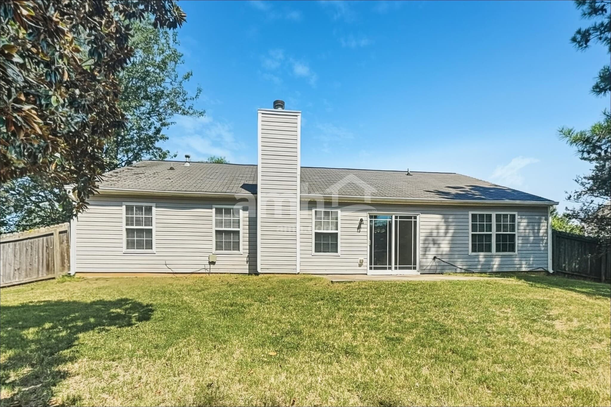 Building Photo - 247 Rockingham Dr