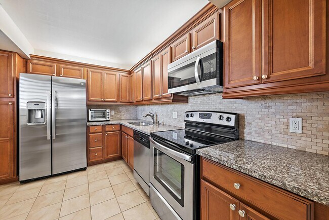 Building Photo - 400 Ocean Trail Way
