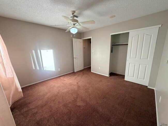 Building Photo - 3905 W 18th St