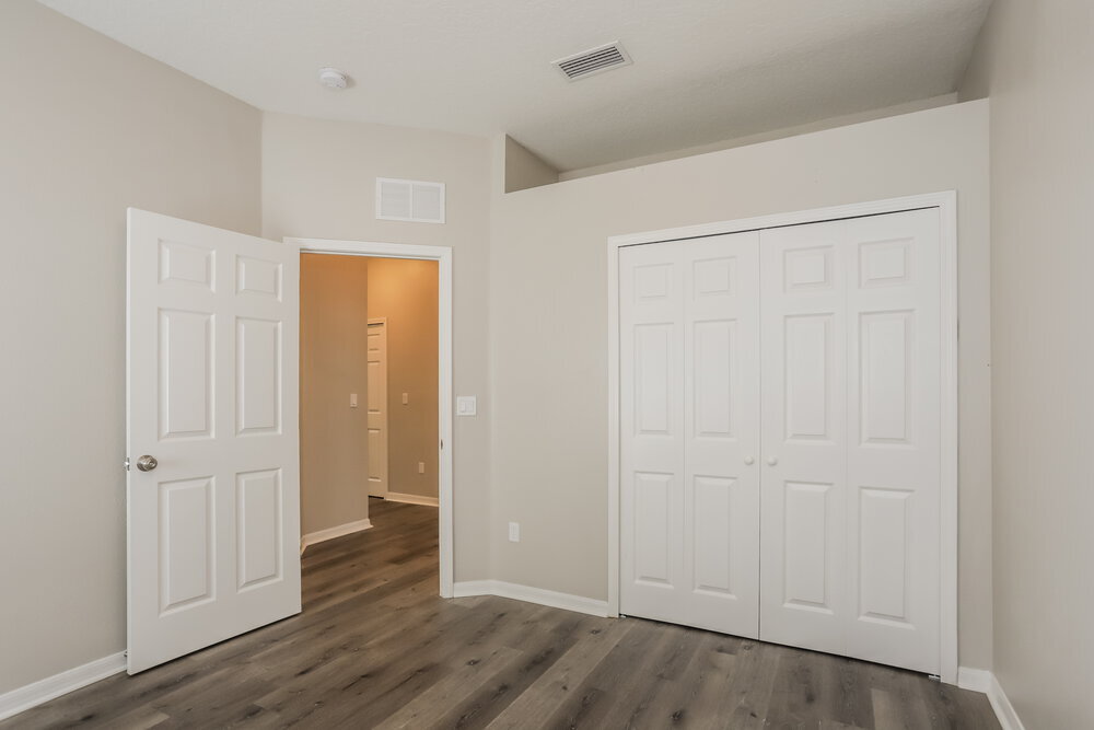 Building Photo - 6637 Cambridge Park Dr