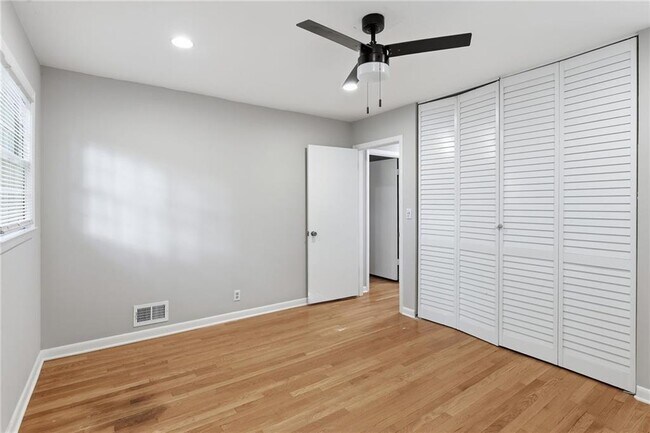 Building Photo - 4411 Langdon Dr