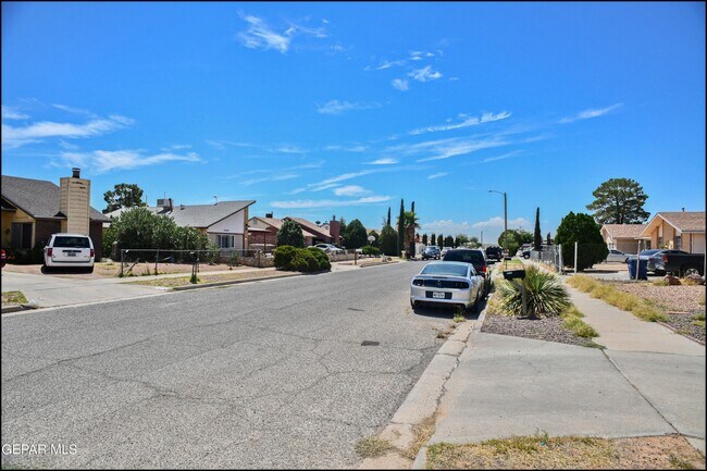 Building Photo - 10809 Jadestone St