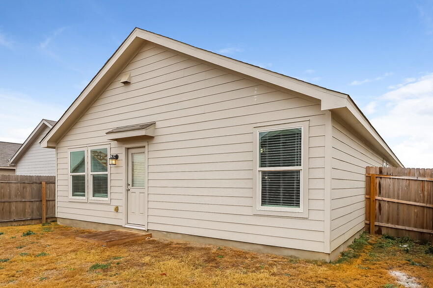 Building Photo - 10714 Giacconi Dr