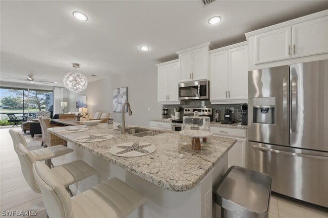 Building Photo - 14827 Edgewater Cir