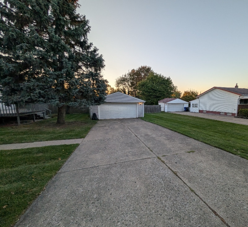 Building Photo - 17 Sheldon Rd