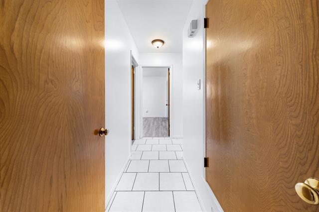 Building Photo - 924 Imperial Dr