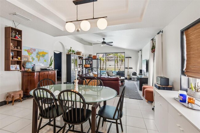 Building Photo - 1266 Paradise Lake Dr