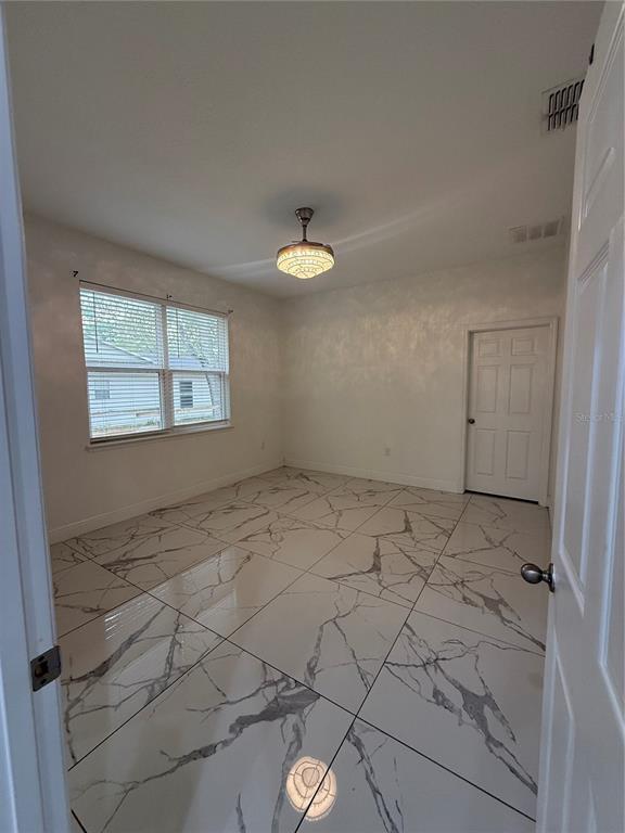 Building Photo - 310 Grape Ave