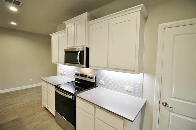 Building Photo - 1449 Bennett Dr