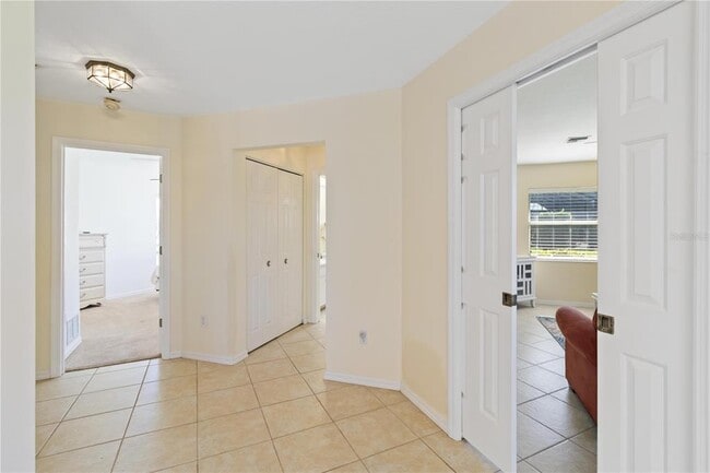 Building Photo - 5 Sportsman Ct