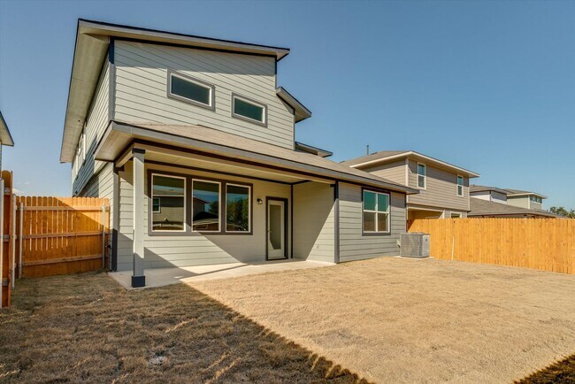 Building Photo - 200 Cupreata Ln