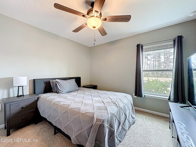 Building Photo - 65849 Edgewater Dr