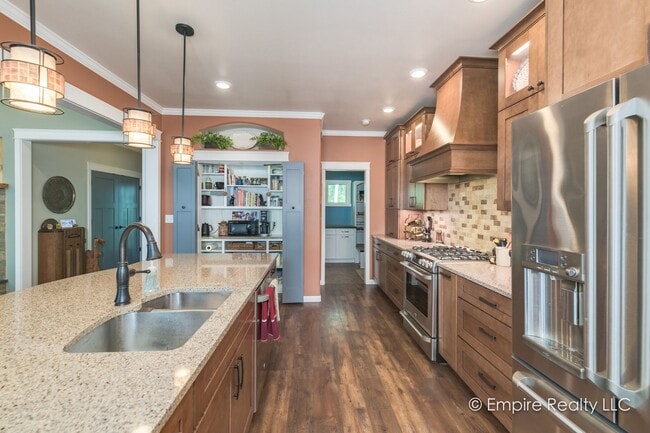 Building Photo - 3 Bed/2 Bath Single Family Home North of F...