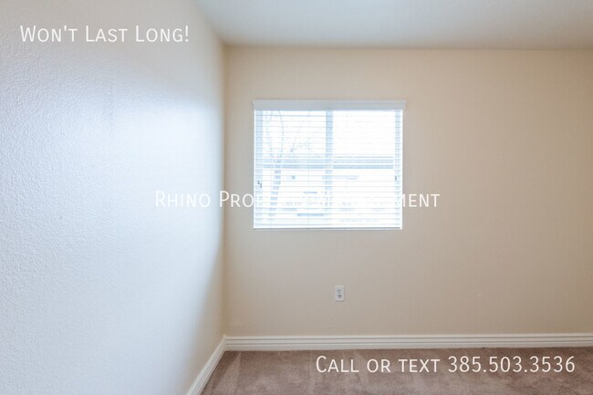 Building Photo - 56 E Resaca Dr