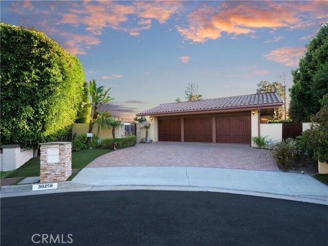 Building Photo - 30256 Avenida Selecta