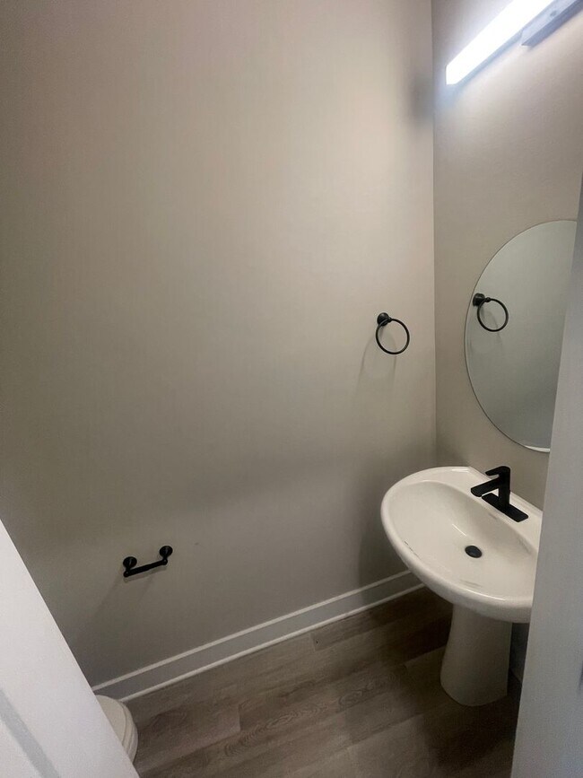 Building Photo - Charming 3 bedroom Home Located In Durham NC!!!