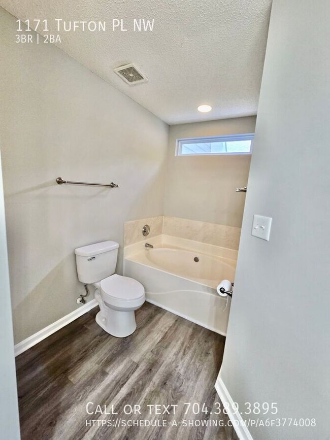 Building Photo - 1171 Tufton Pl NW