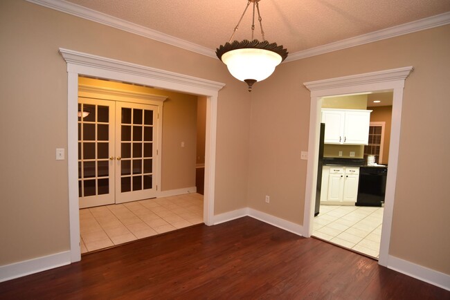 Building Photo - Single Family Home in Richmond Hill 4BR/3Bath