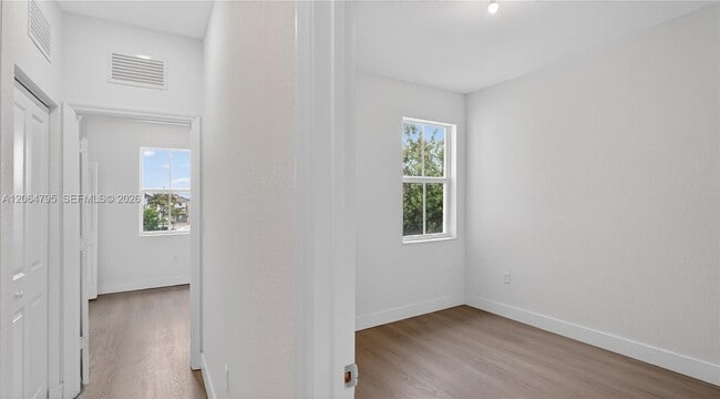 Building Photo - 12123 NW 23rd Ct