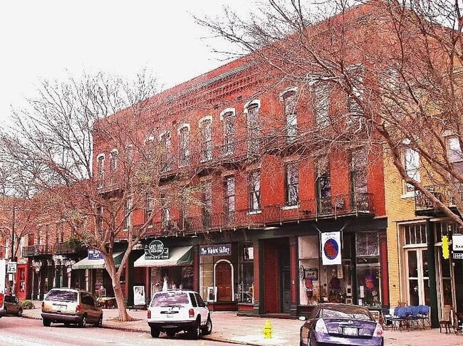 Primary Photo - Two Story Apartment on Broad Street