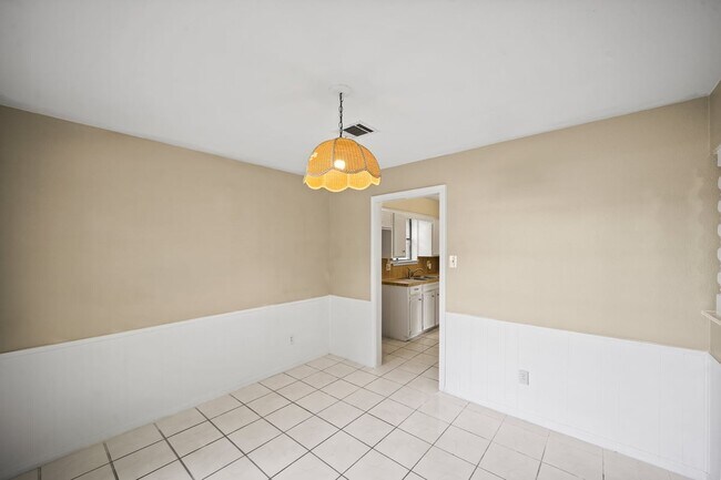 Building Photo - 9234 Long Barrel Ln