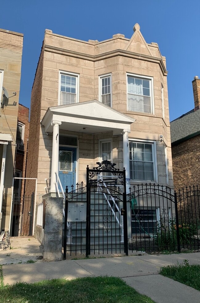 1531 N Monticello Ave 1531 N Monticello Ave Chicago IL 60651