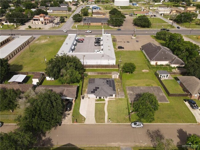Building Photo - 2610 N Missouri Ave
