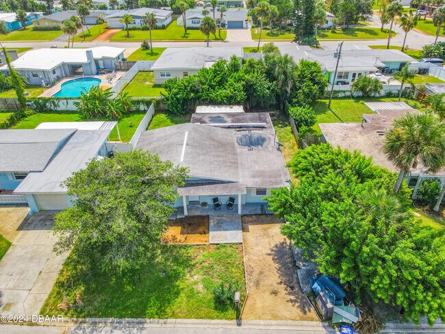 Building Photo - 152 Ponce De Leon Dr