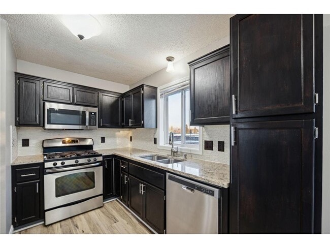 Building Photo - 3824 Tower Pond Dr