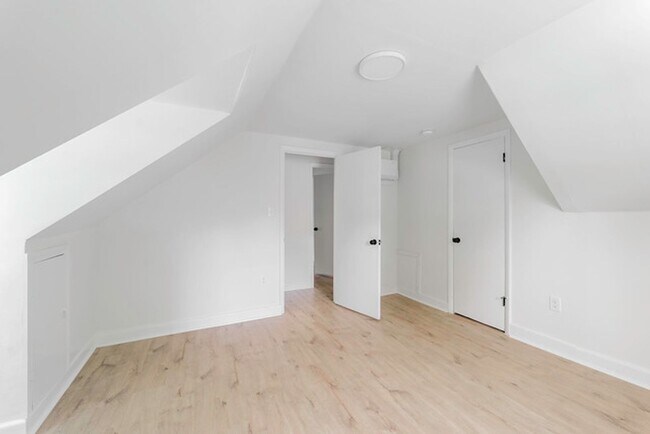 Building Photo - Great Completley renovated Cape Cod for Re...